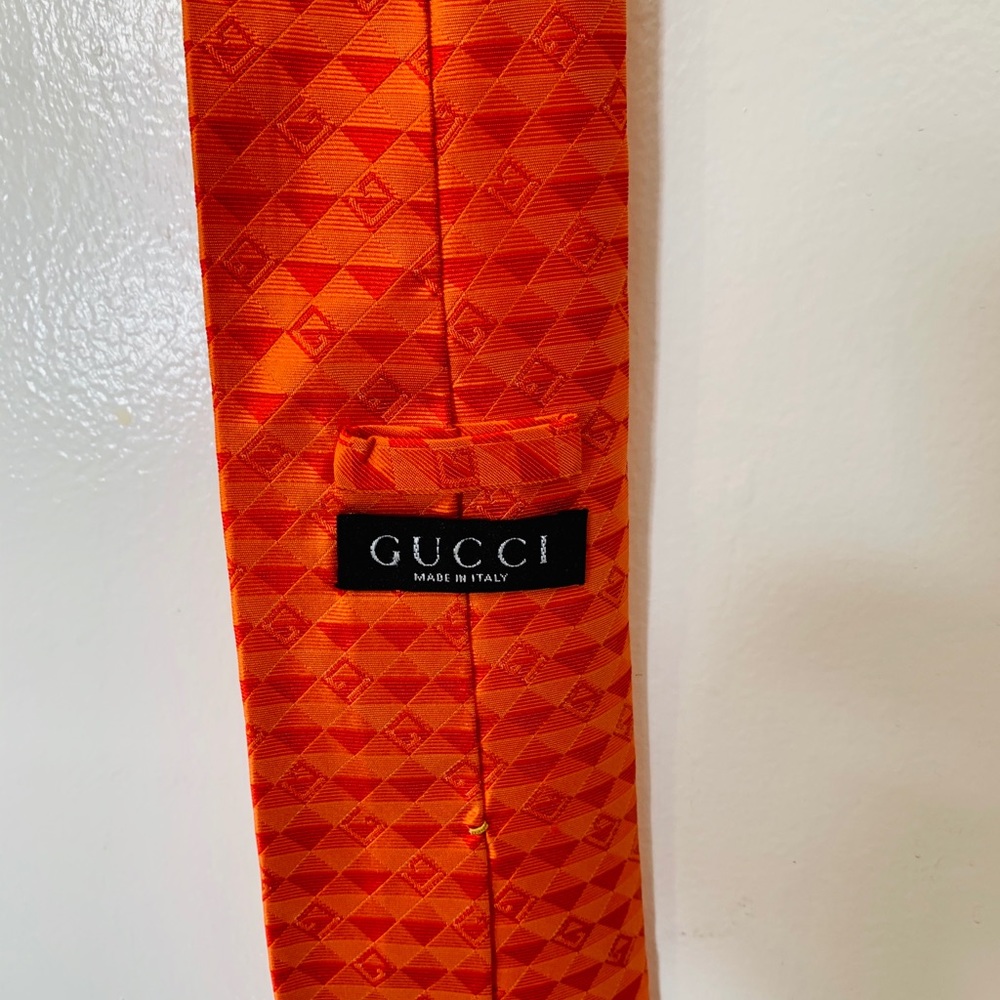 Tie